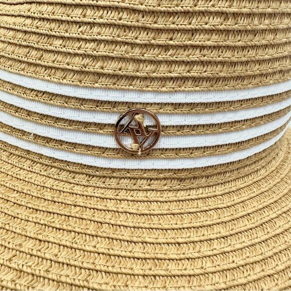 Adrienne Vittadini straw fedora‎ hat in Toast w/ white stripe band One Size NWT
